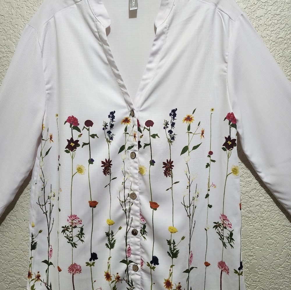 Noracora White 3/4 Sleeve Embellished Button Down Shirt (Unbranded) - Picture 8 of 10